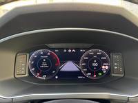 Вид на приборную панель