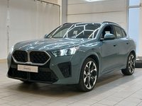 Pogled od napred levo