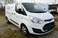 Pogled desno spredaj