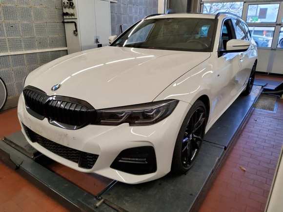 Vista anteriore sinistra