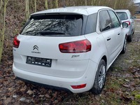 Вид сзади справа