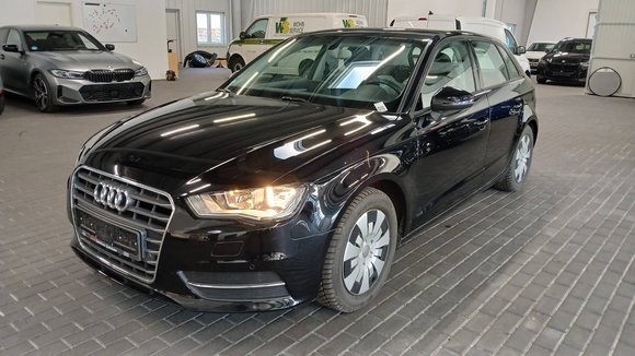 Vista anteriore sinistra