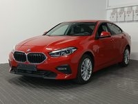 Pogled od napred levo