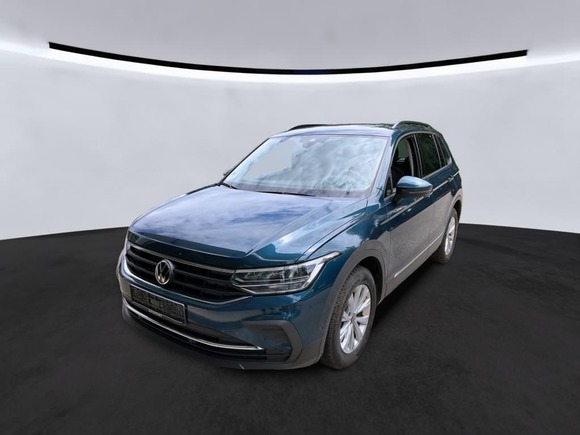 Widok z przodu po stronie lewej