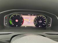 Pohľad na združený prístroj na palubnej doske