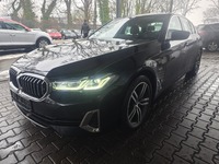 Pogled od napred levo