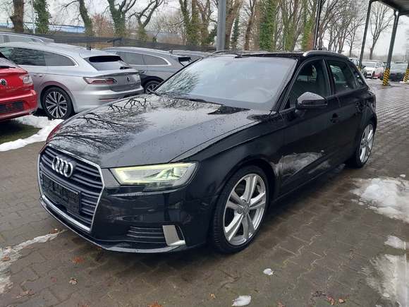 Pogled od napred levo