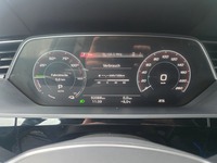 Pogled na kombinovani instrument