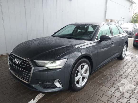 Pogled od napred levo