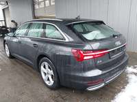 Pogled od pozadi levo