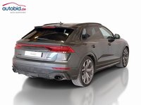 Pogled od pozadi desno