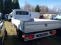 Vaade tagant vasakult