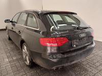 Pogled od pozadi levo