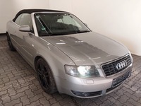 Pogled desno spredaj