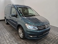 Pogled desno spredaj