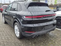 Вид сзади слева