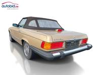 Pogled od pozadi levo