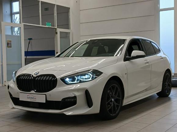 Pogled od napred levo