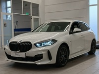 Pogled od napred levo