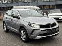 Вид спереди справа