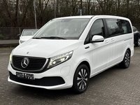 Вид спереди слева