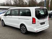 Вид сзади слева