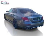 Pogled od pozadi levo