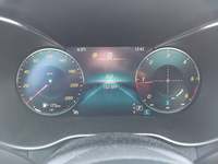 Pogled na kombinovani instrument