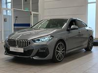 Pogled od napred levo