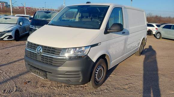 Pogled sprijeda lijevo