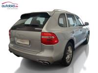 Вид сзади справа