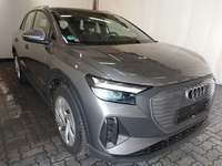 Pogled desno spredaj