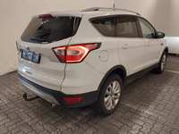 Pogled od pozadi desno