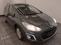 Pogled desno spredaj