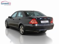 Вид сзади слева