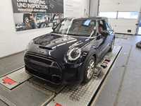 Pogled sprijeda lijevo