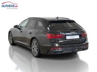 Vaade tagant vasakult