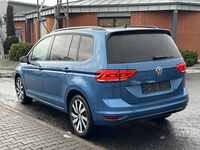 Вид сзади слева