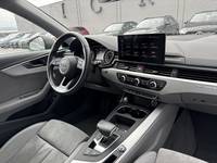 Вид на салон