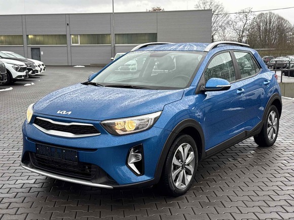 Вид спереди слева