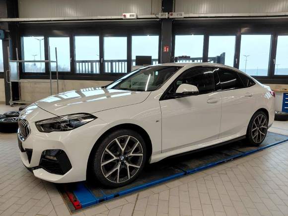 Náhľad spredu zľava