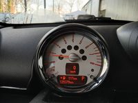 Pogled na kombinovani instrument