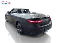 Pogled od pozadi levo