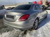 Vaade tagant paremalt