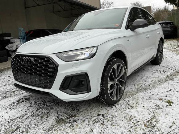 Pogled od napred levo