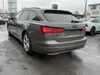 Vaade tagant vasakult