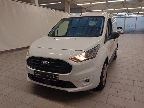 Вид спереди слева