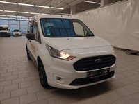 Вид спереди справа