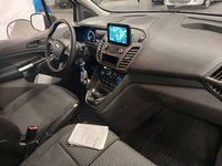 Вид на салон