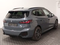 Náhľad zozadu sprava